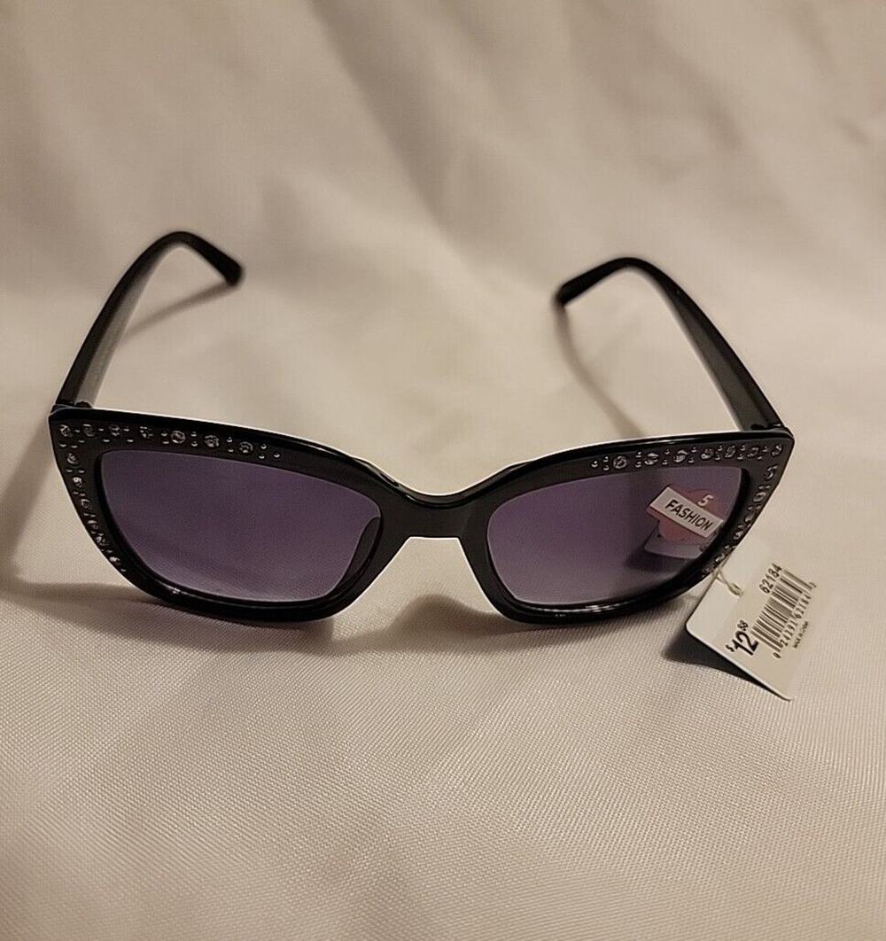 Piranha Ava Square Cat Eye Fashion Sunglasses Style # 62184 Rhinestones